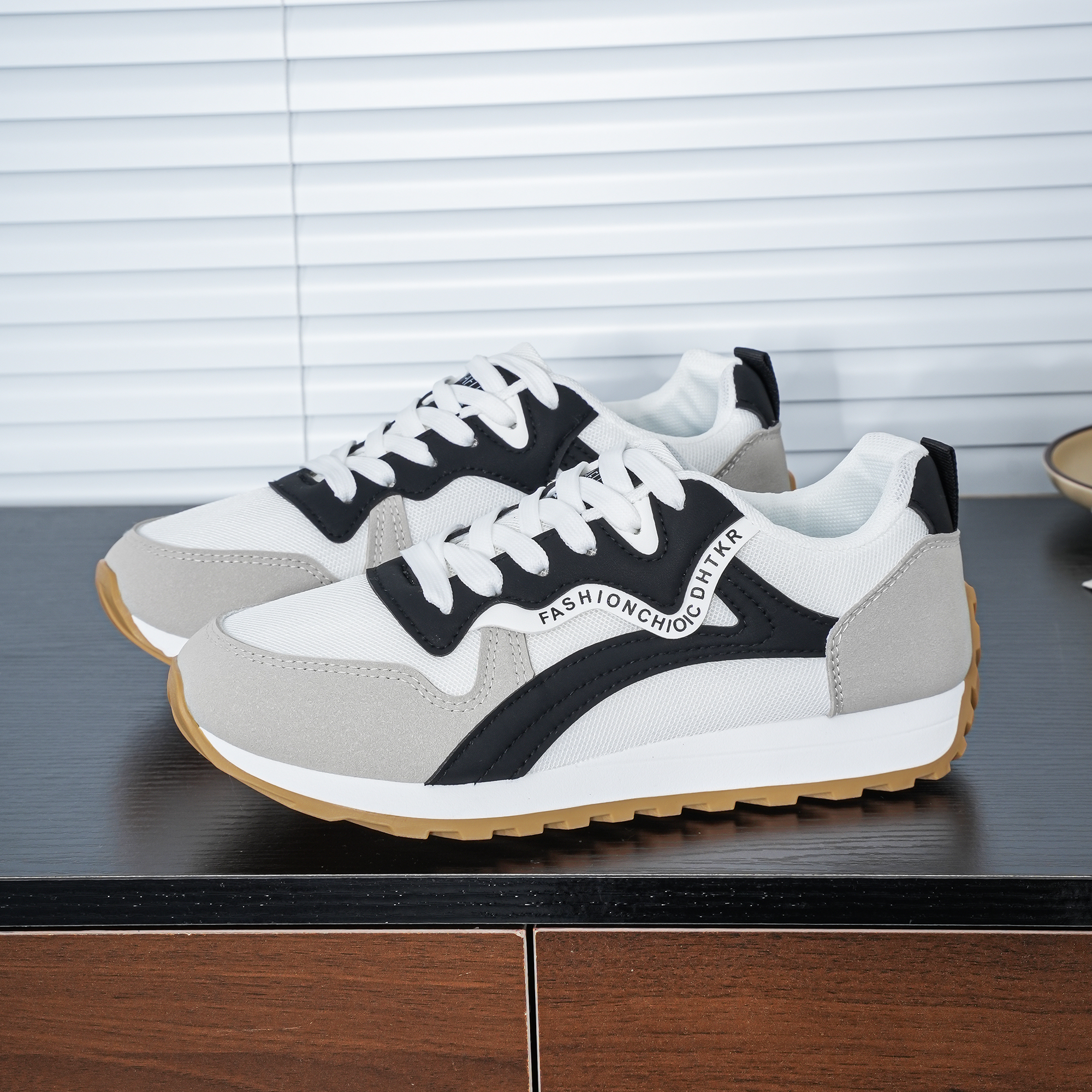 New fashion versatile shoes su - Outdoor Sports Shoes บทวิจารณ์และราคา