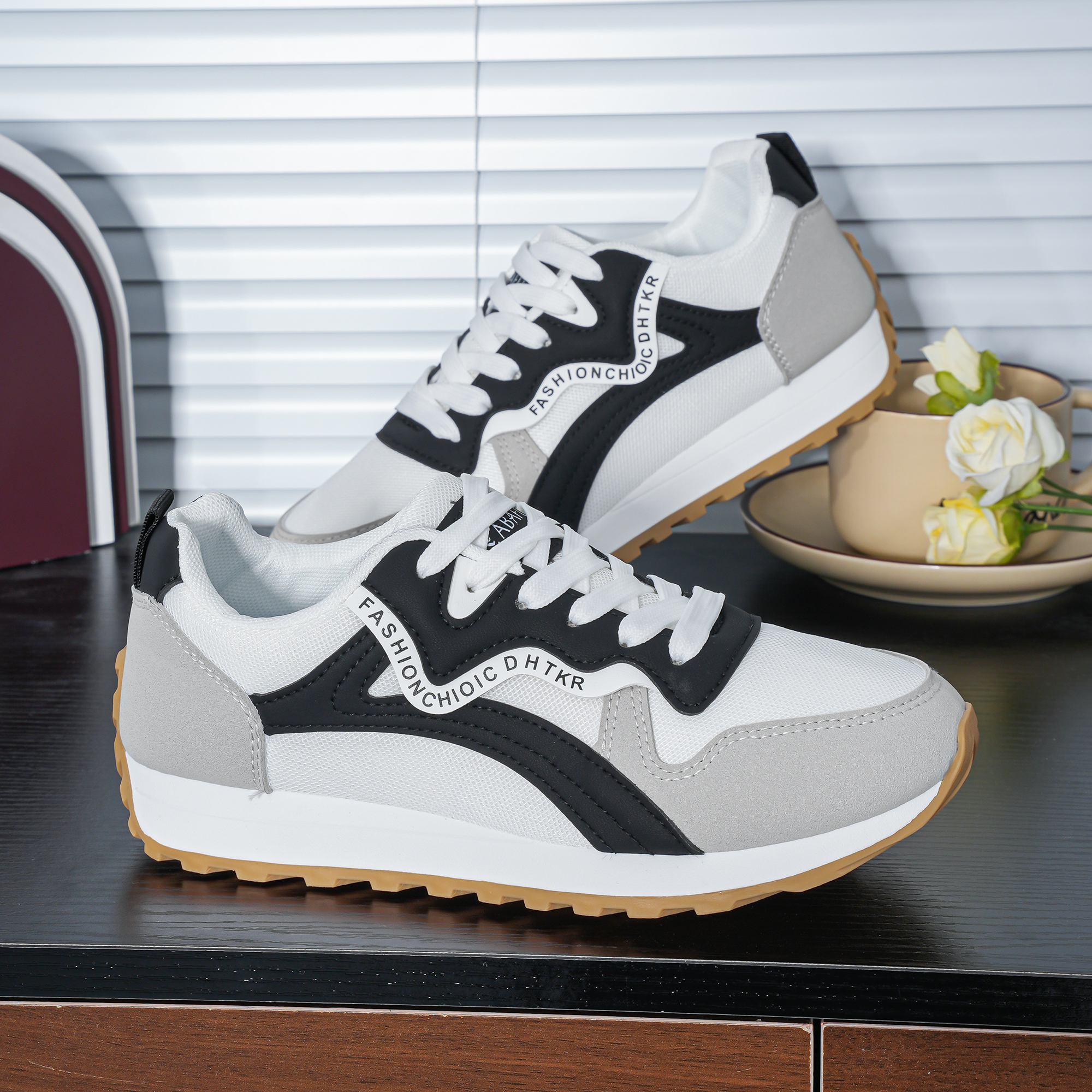 New fashion versatile shoes su - Outdoor Sports Shoes บทวิจารณ์และราคา