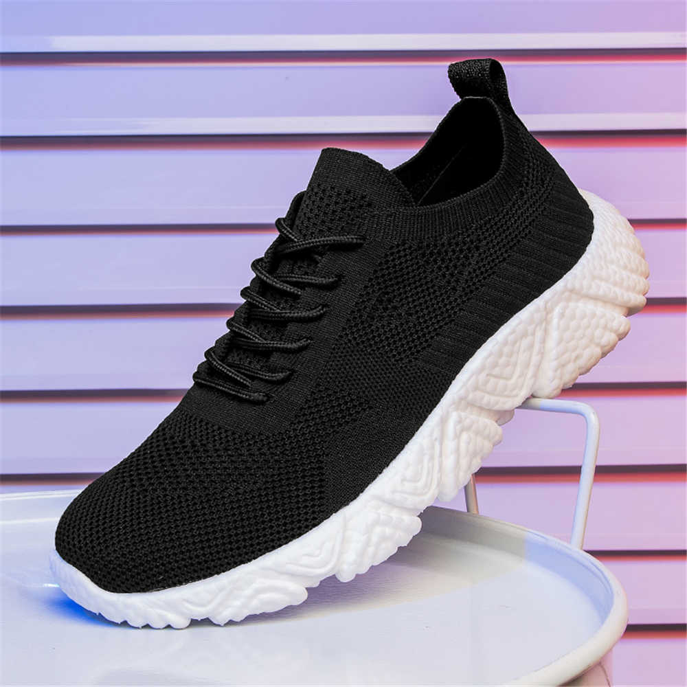 Stocking Camp Sneacker Woven O - Outdoor Sports Shoes บทวิจารณ์และราคา